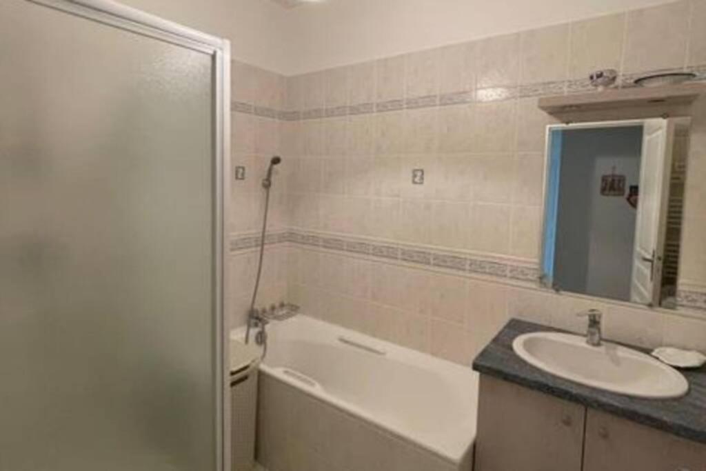 L'Evasion - Draps Compris, Climatisation, Parking Apartment ซาร์ลา-ลา-กาเนดา ภายนอก รูปภาพ